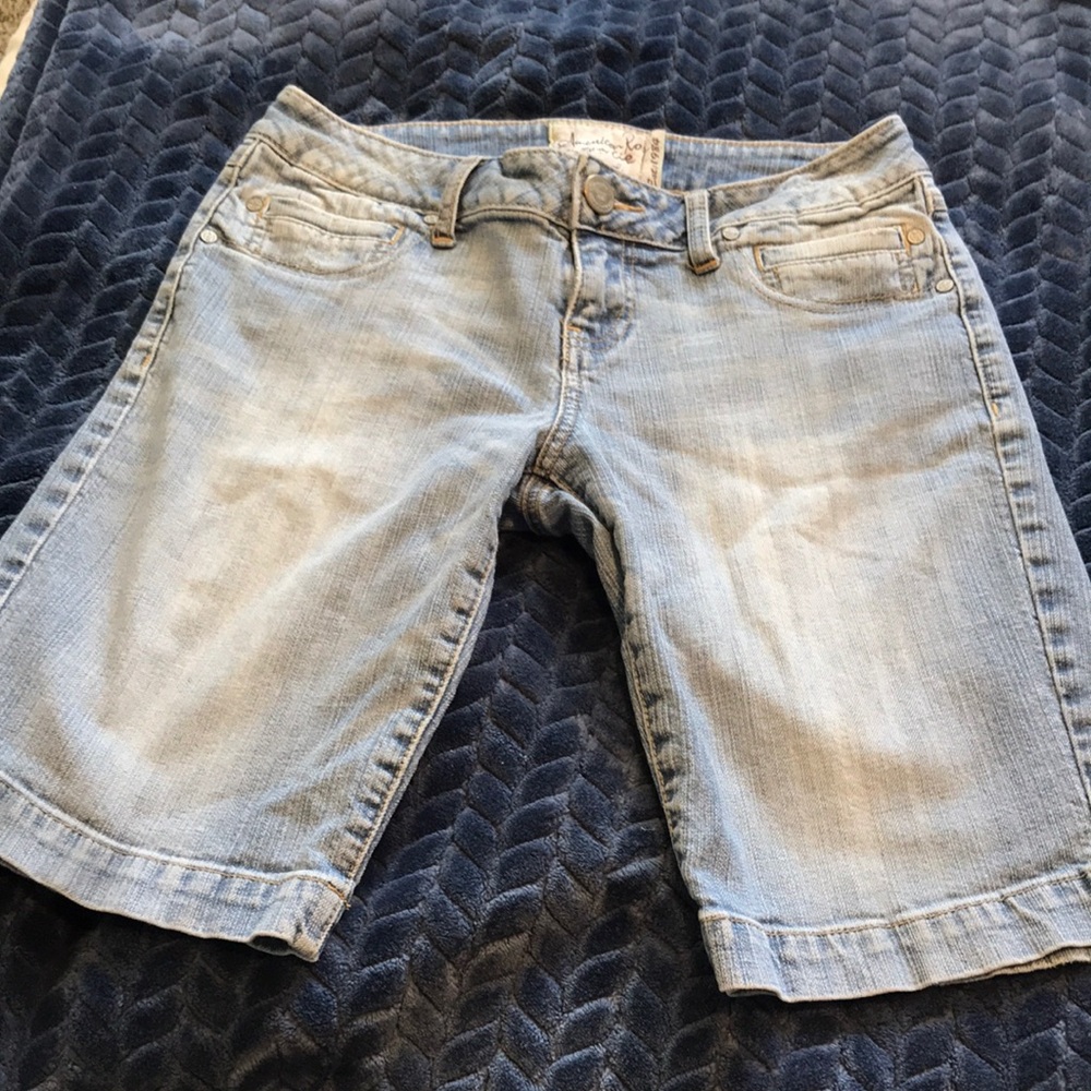 American Rag faded denim Bermuda shorts - size 7